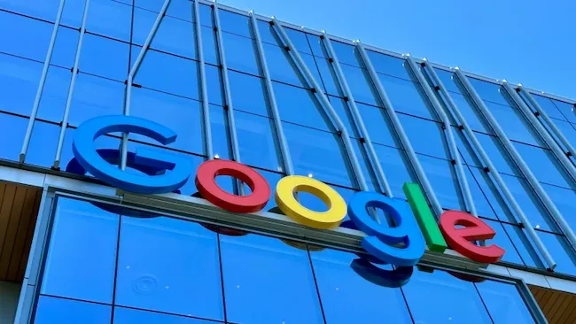 Guvernul S.U.A. ia &icirc;n considerare obligarea Google să se despartă &icirc;n cazul antitrust