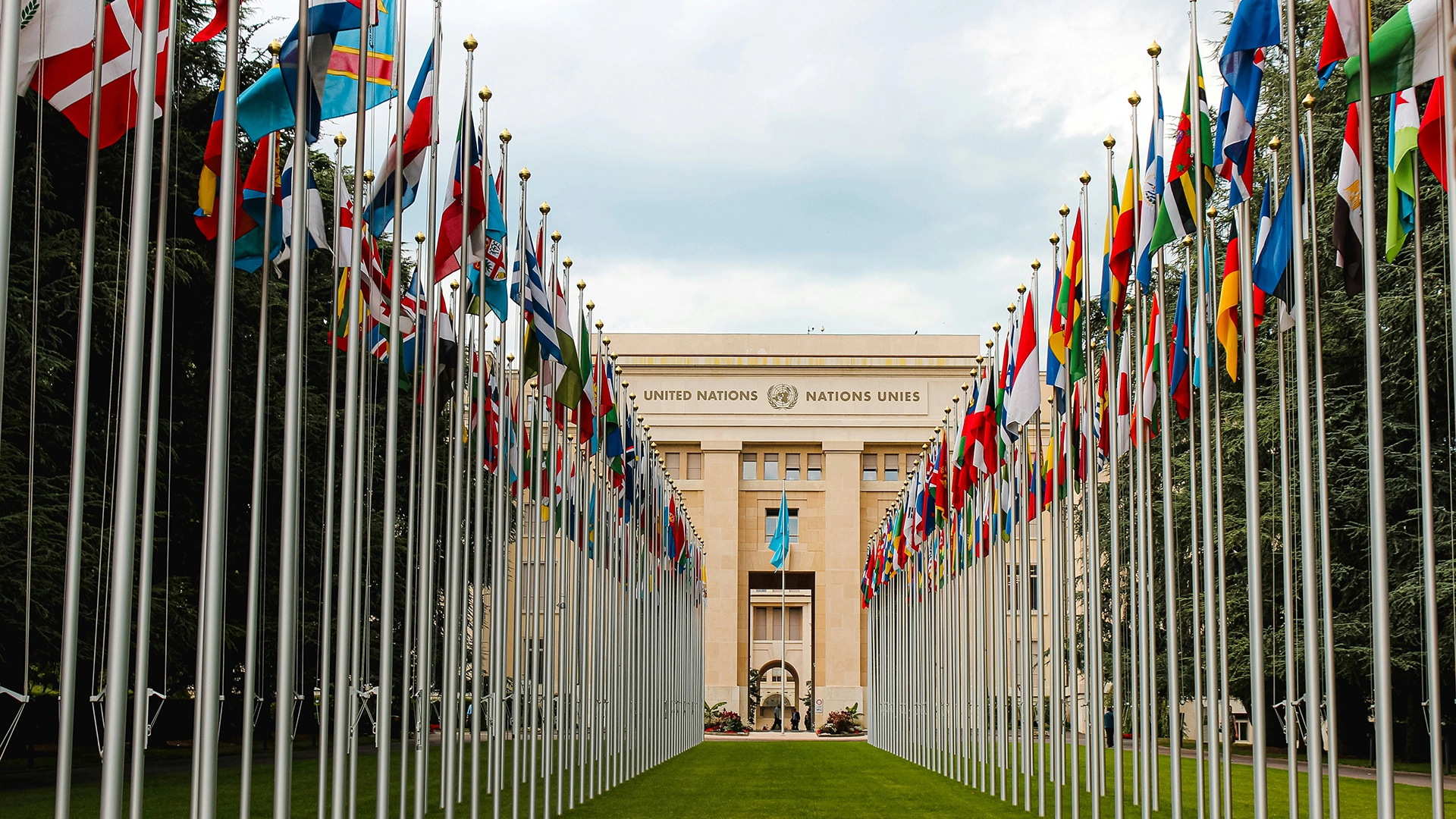 Națiunile Dezbate Viitorul Armelor AI la ONU